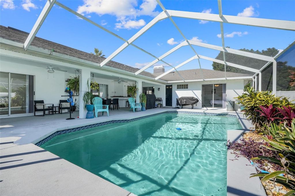 Photo of 1542 Banbury Loop S, Lakeland, FL 33809 (MLS # O6362269)