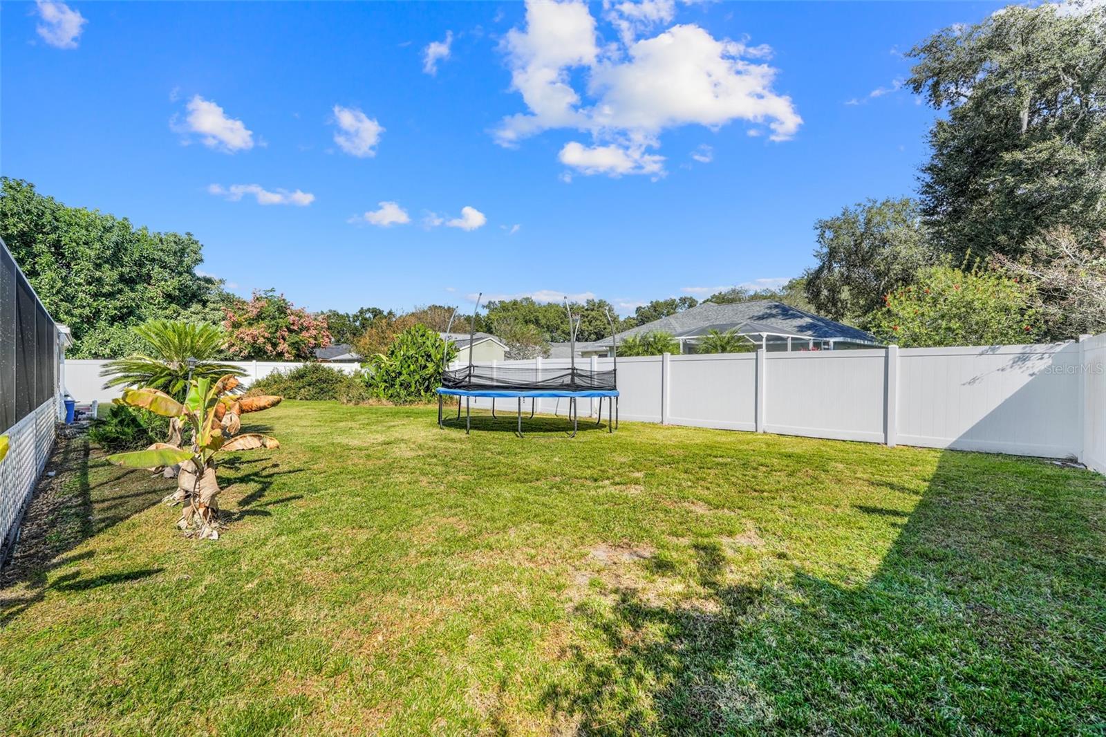 HAMPTON CHASE - Residential