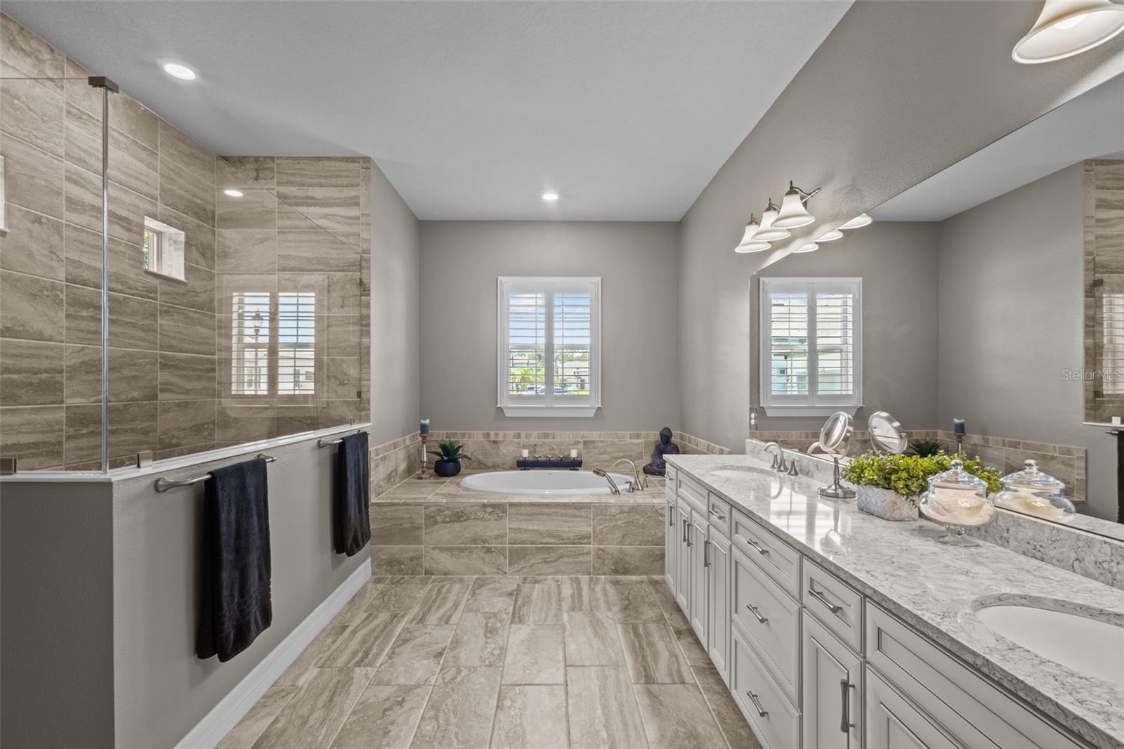 ENCLAVE AT PALM HARBOR - Residential