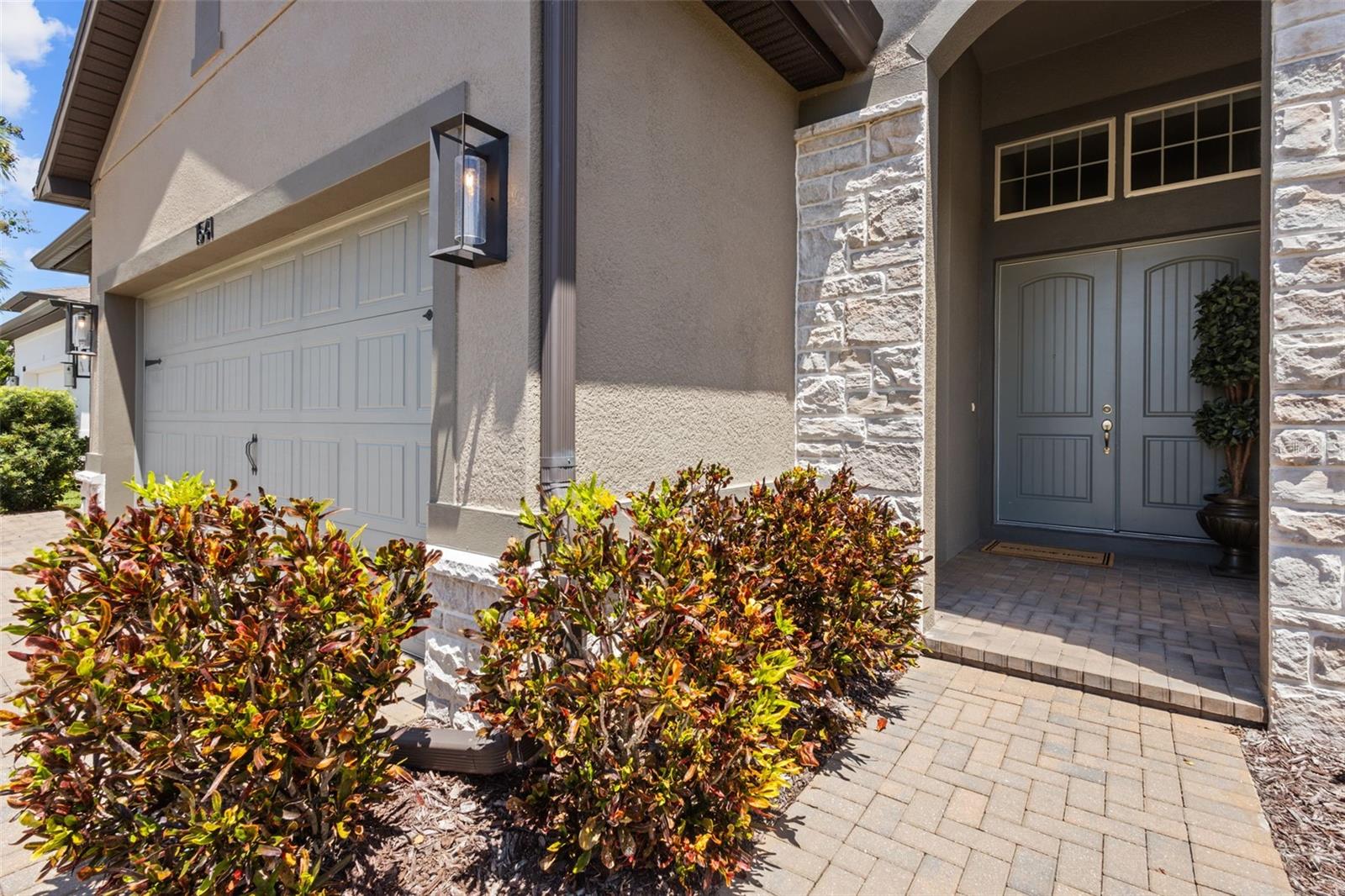 1541 FOREST GLEN COURT
