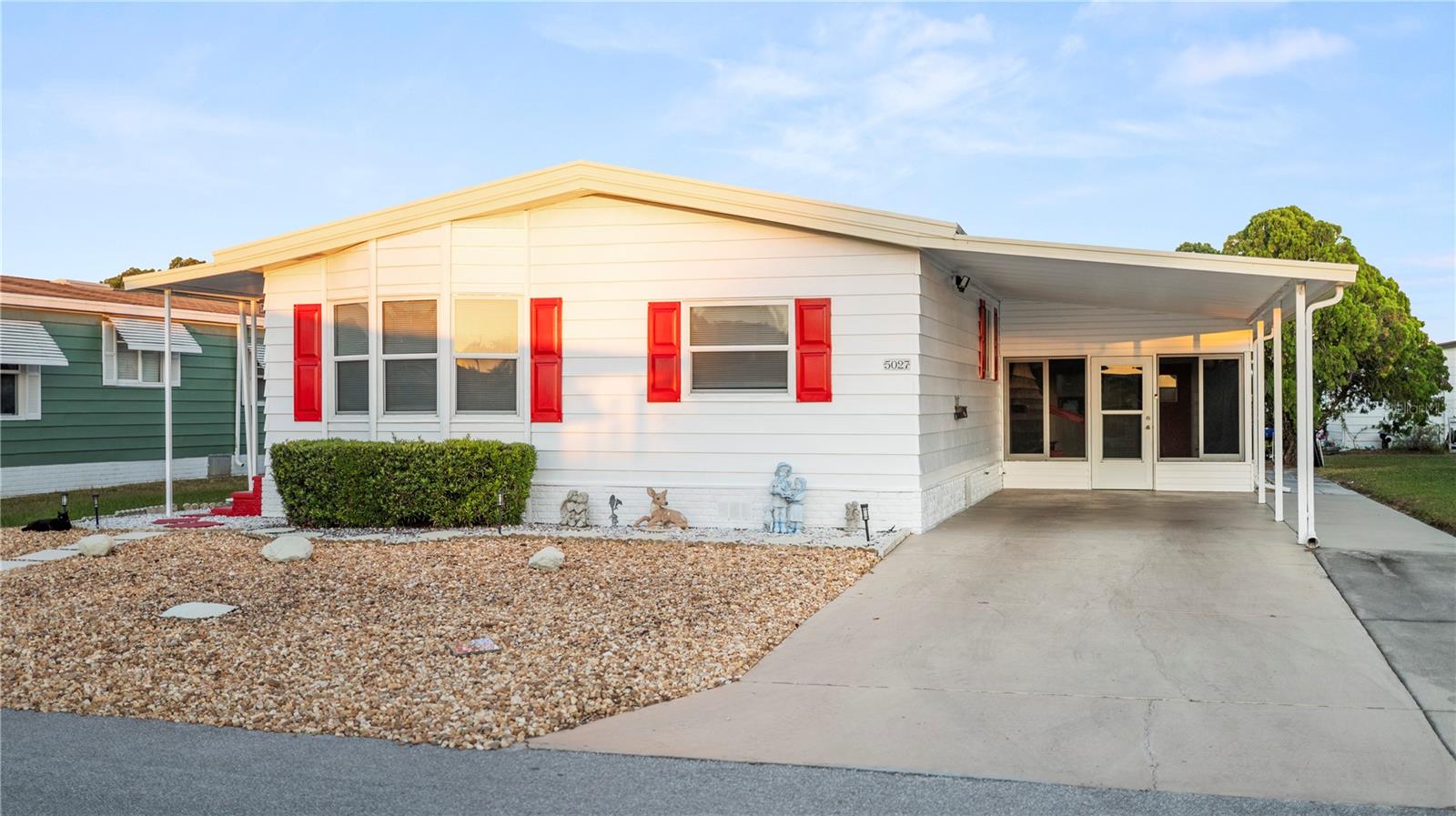 FOXWOOD LAKE ESTATES - Residential