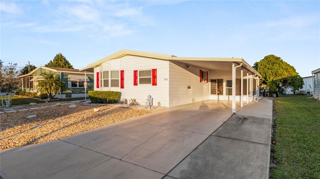 Photo of 5027 Forest Crest Drive, Lakeland, FL 33810 (MLS # L4957092)