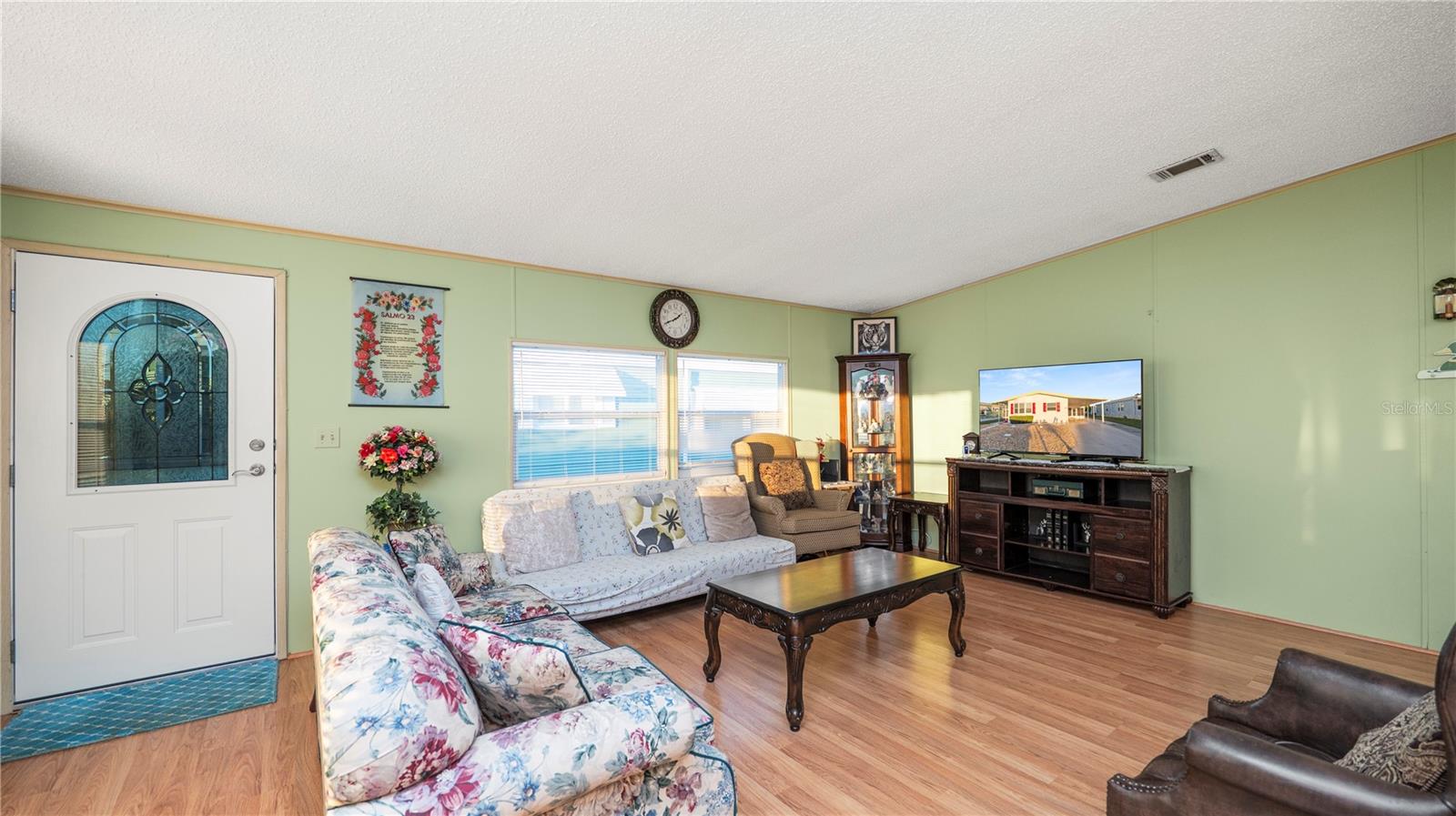 FOXWOOD LAKE ESTATES - Residential