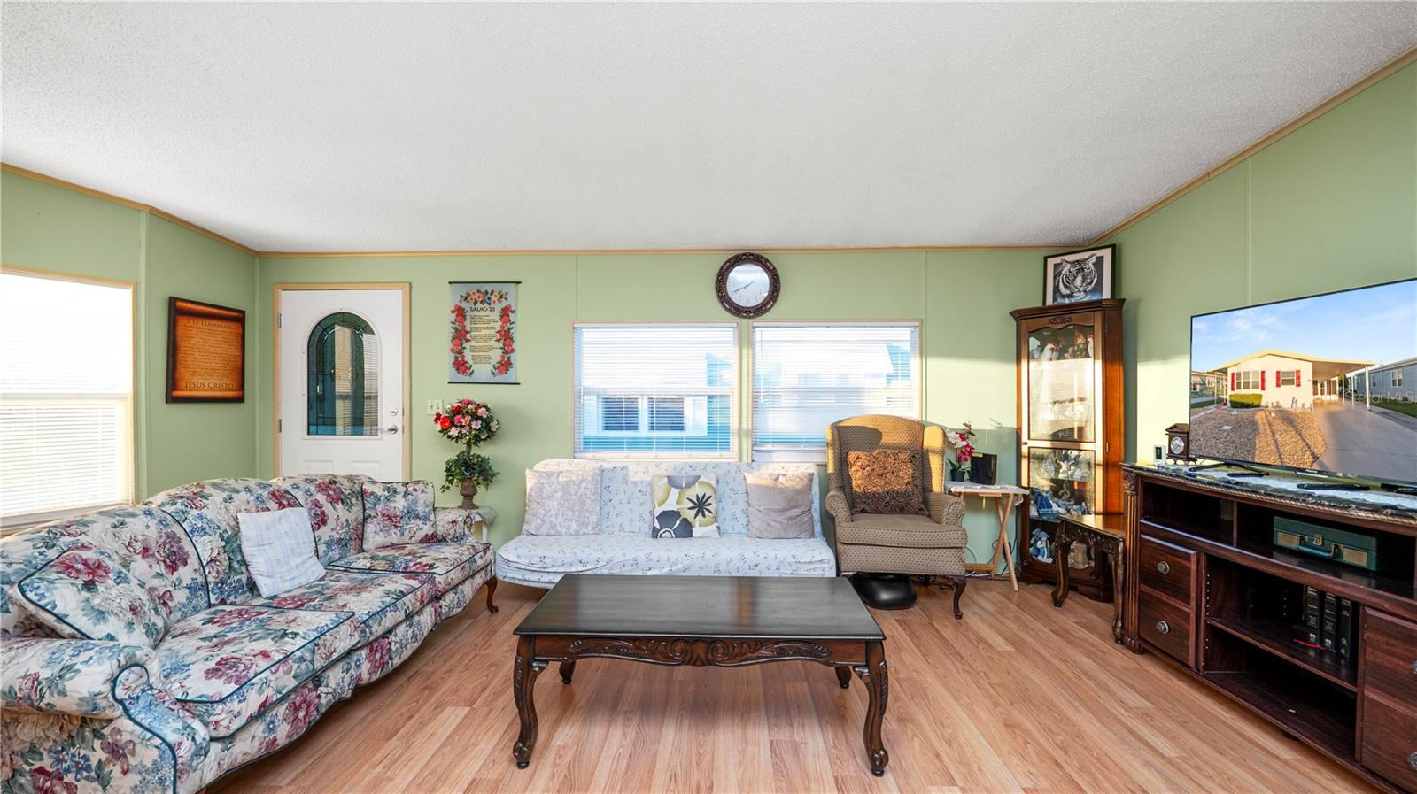 FOXWOOD LAKE ESTATES - Residential