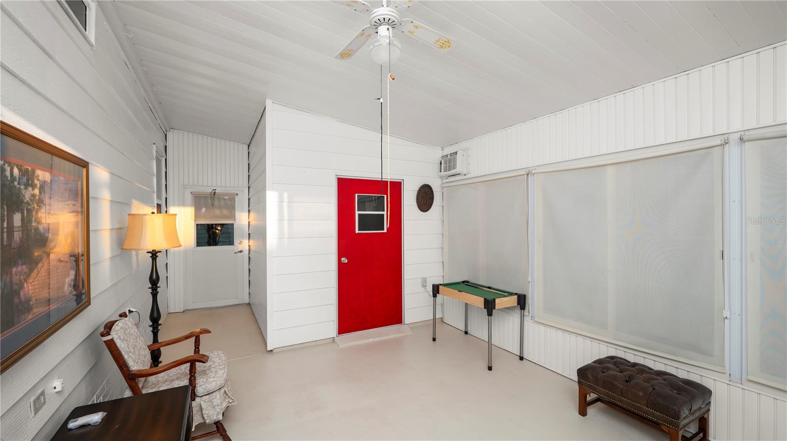 FOXWOOD LAKE ESTATES - Residential