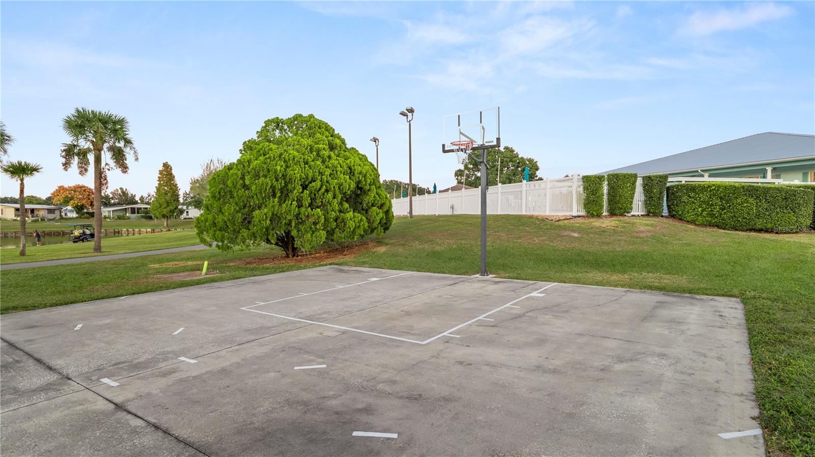 FOXWOOD LAKE ESTATES - Residential