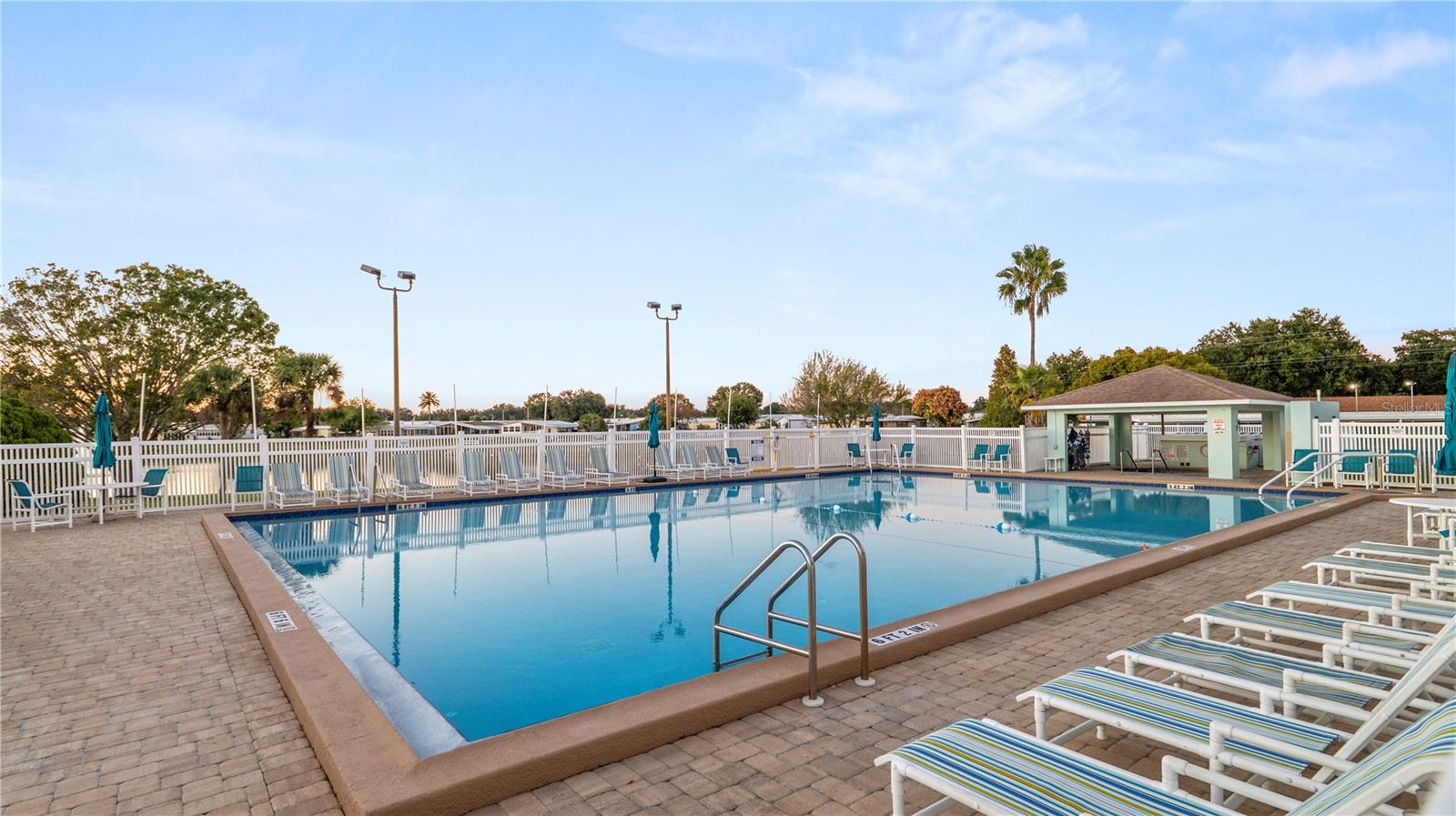 FOXWOOD LAKE ESTATES - Residential