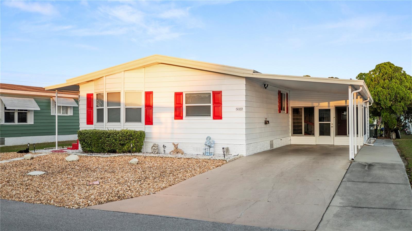 FOXWOOD LAKE ESTATES - Residential