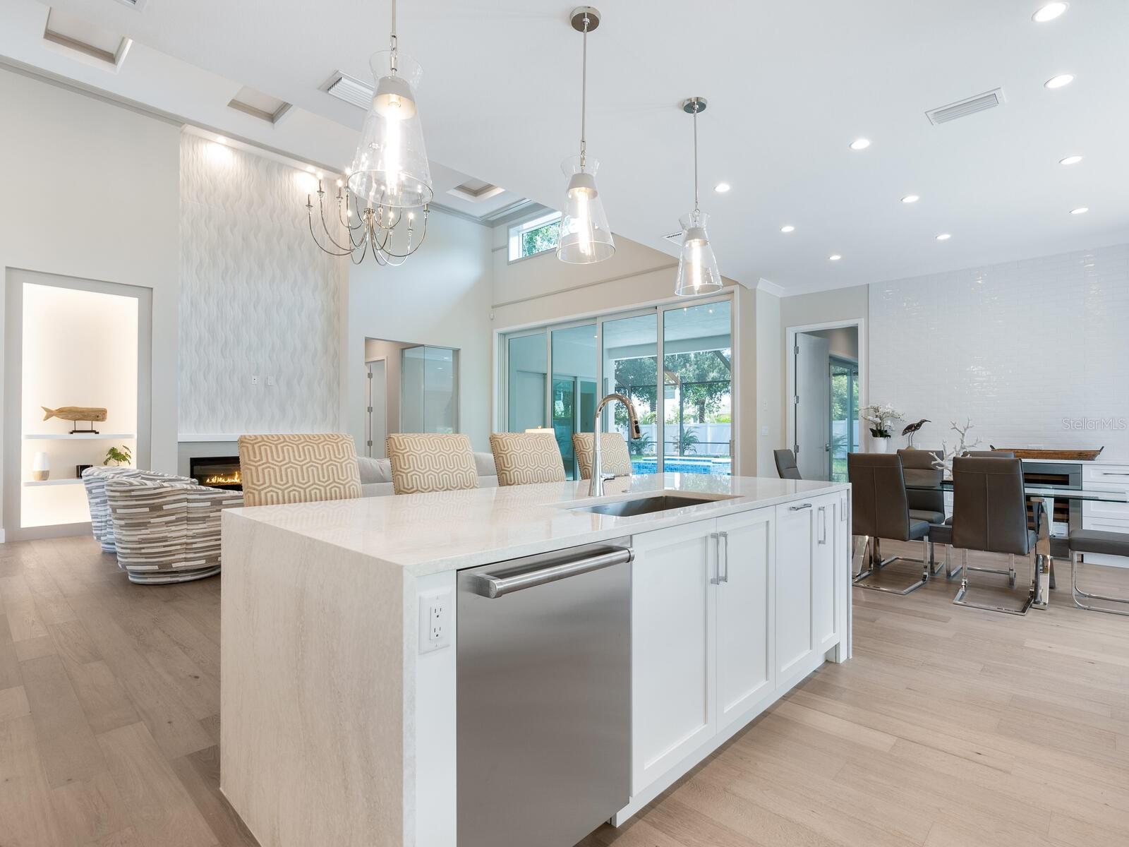 OYSTER BAY ESTATES - Residential