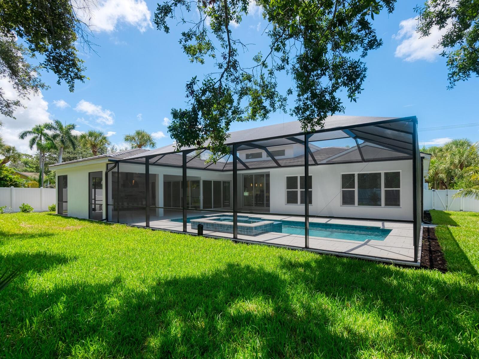 OYSTER BAY ESTATES - Residential