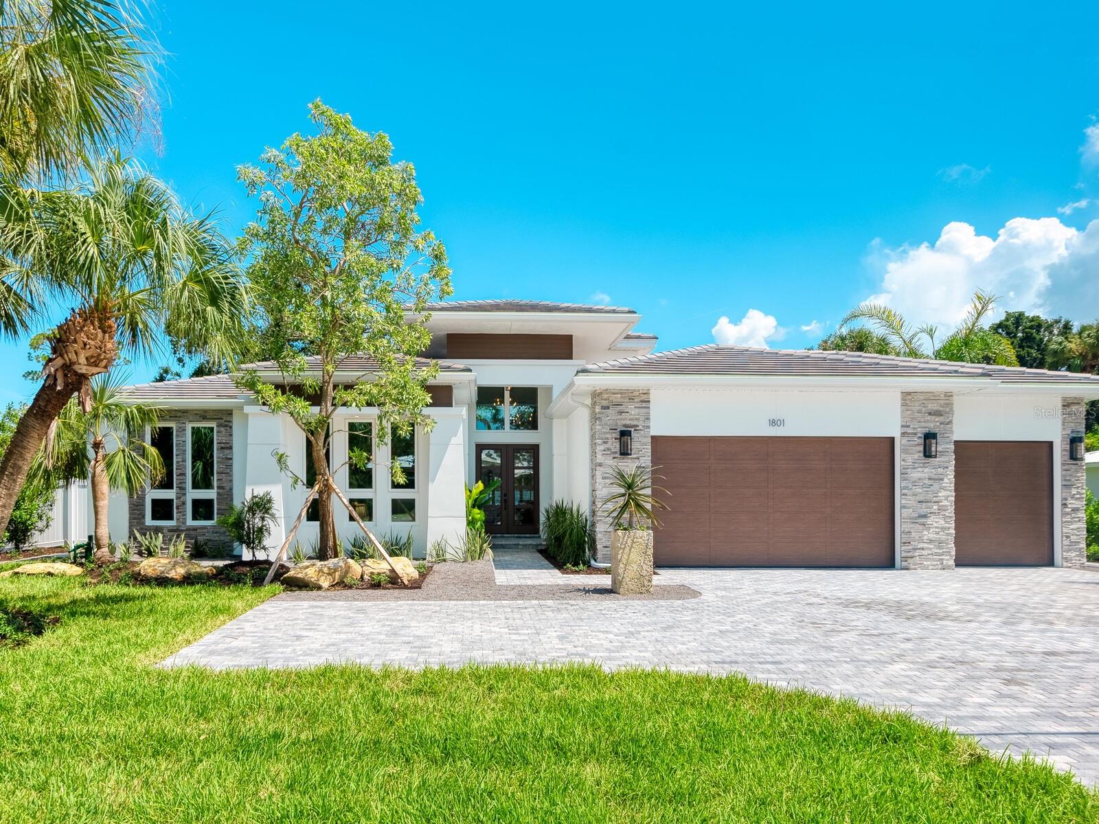 OYSTER BAY ESTATES - Residential