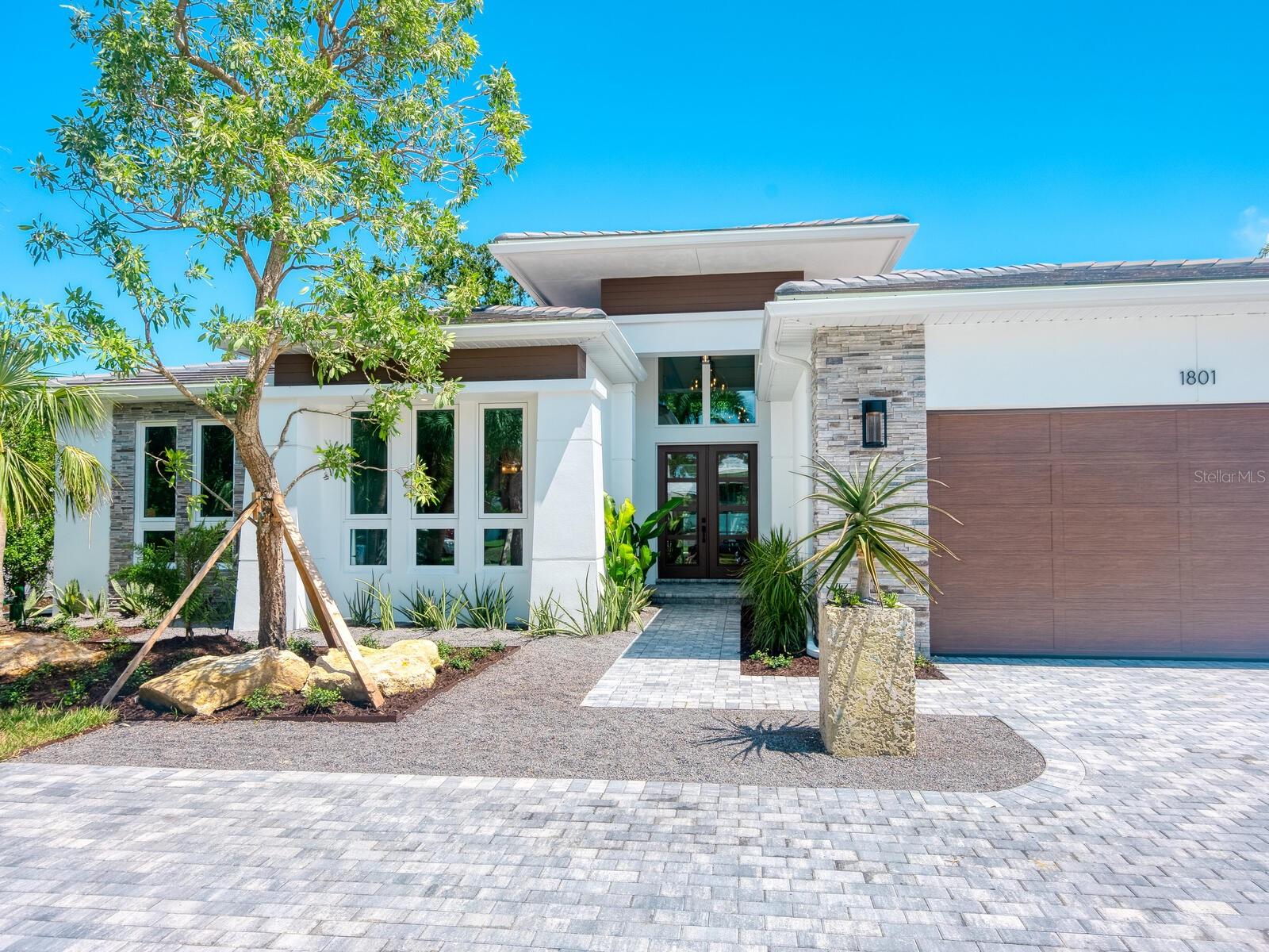 OYSTER BAY ESTATES - Residential