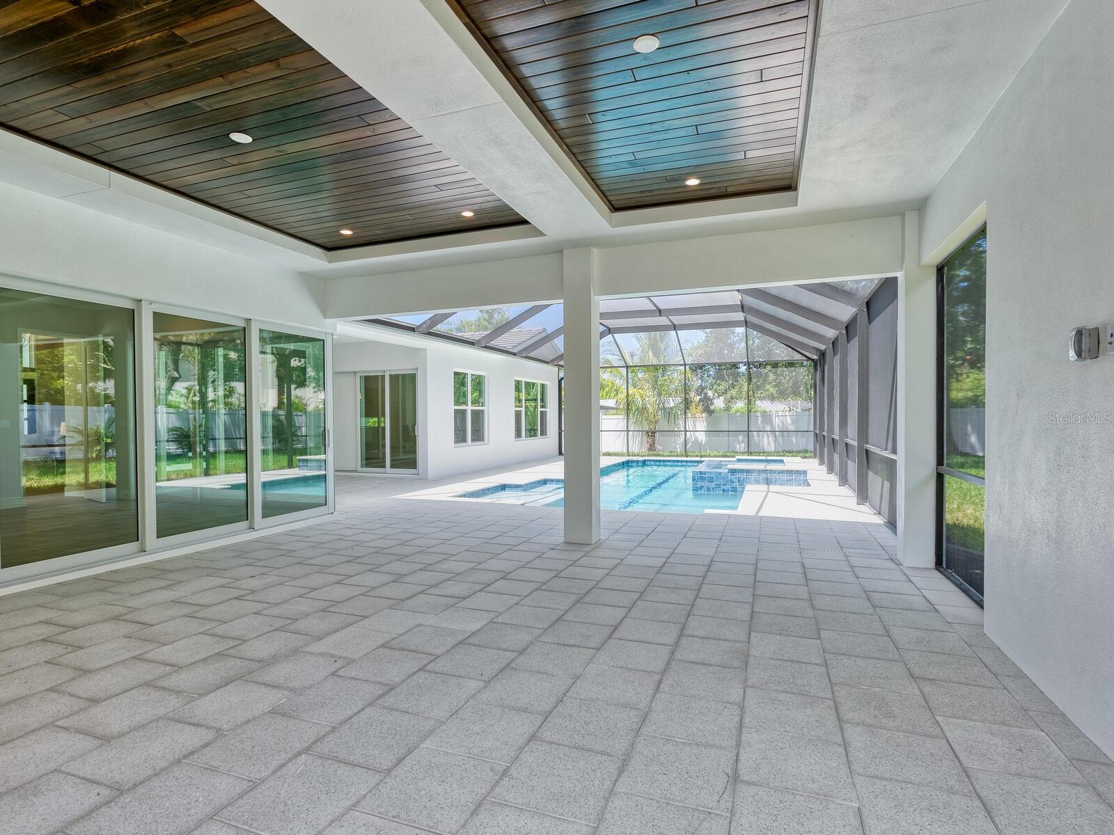 OYSTER BAY ESTATES - Residential