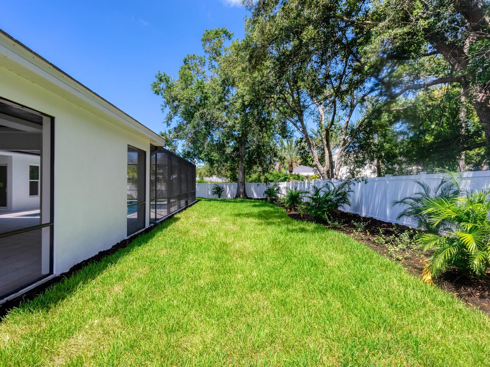 OYSTER BAY ESTATES - Residential