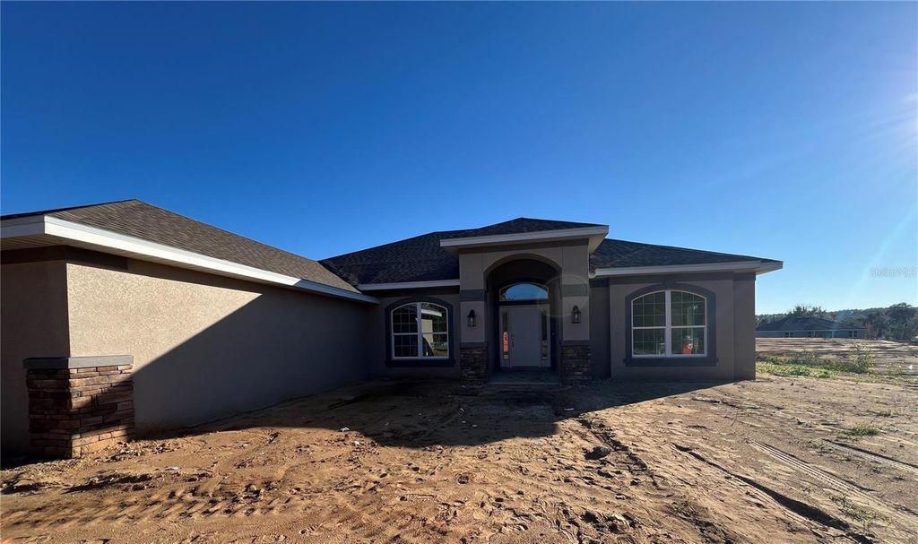 Photo of 37298 Hidden View Cir, Dade City, FL 33523 (MLS # TB8456386)