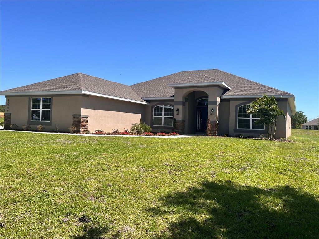 Photo of 37298 Hidden View Circle, Dade City, FL 33523 (MLS # TB8456386)