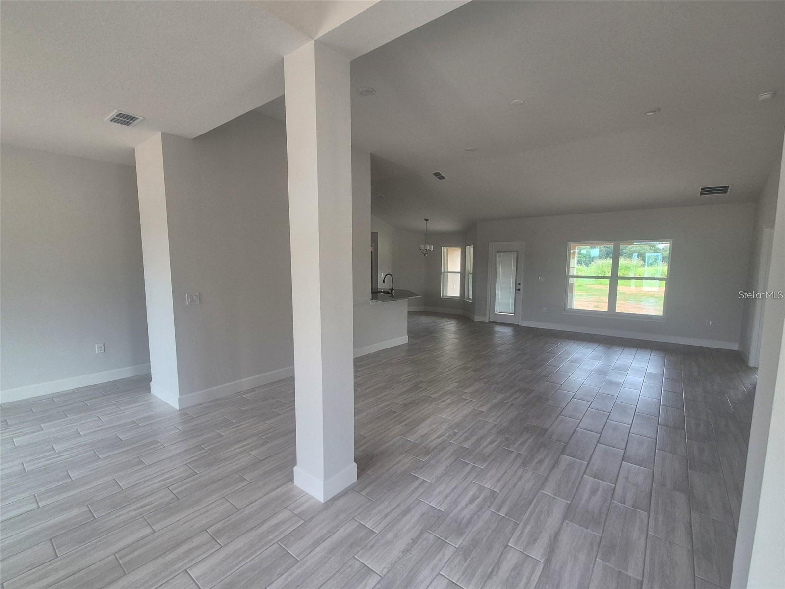 HILL COUNTRY ESTATES - Residential