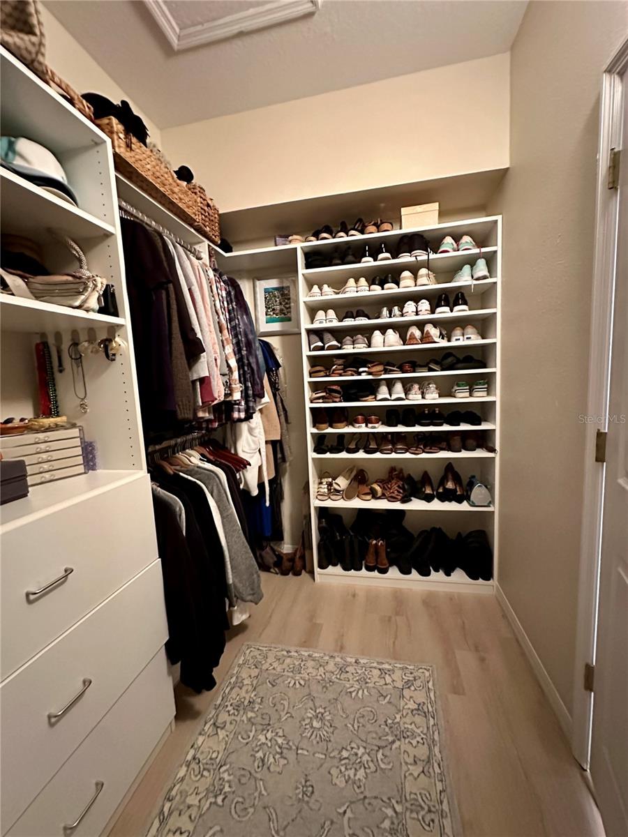 GROVES PH III - Residential