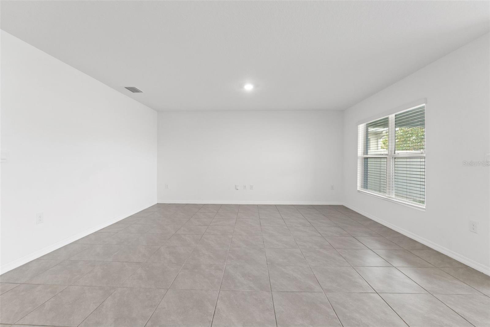 WATERFORD PHASE 1 - Residential Lease