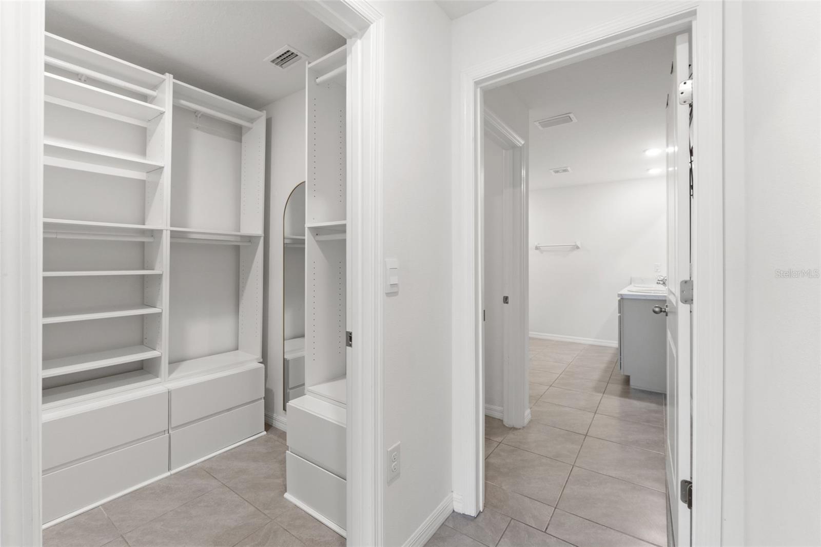 WATERFORD PHASE 1 - Residential Lease