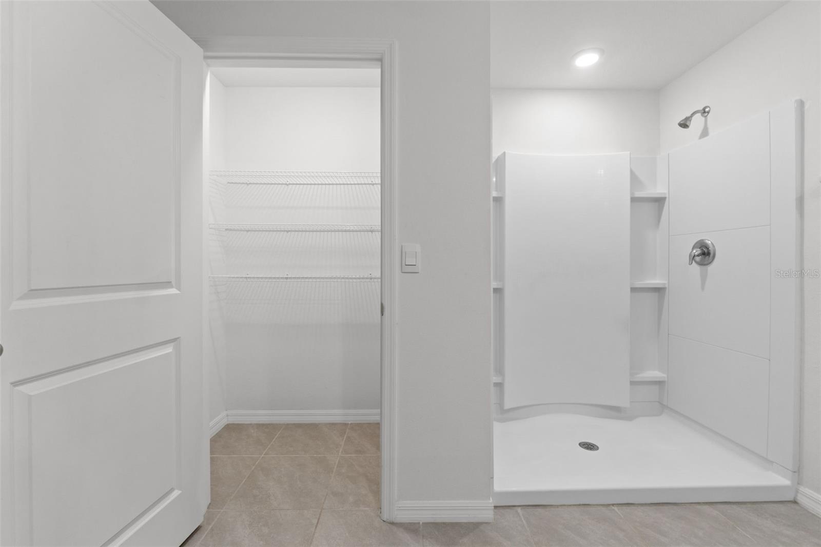 WATERFORD PHASE 1 - Residential Lease