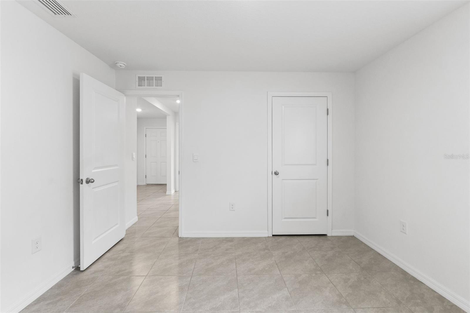 WATERFORD PHASE 1 - Residential Lease