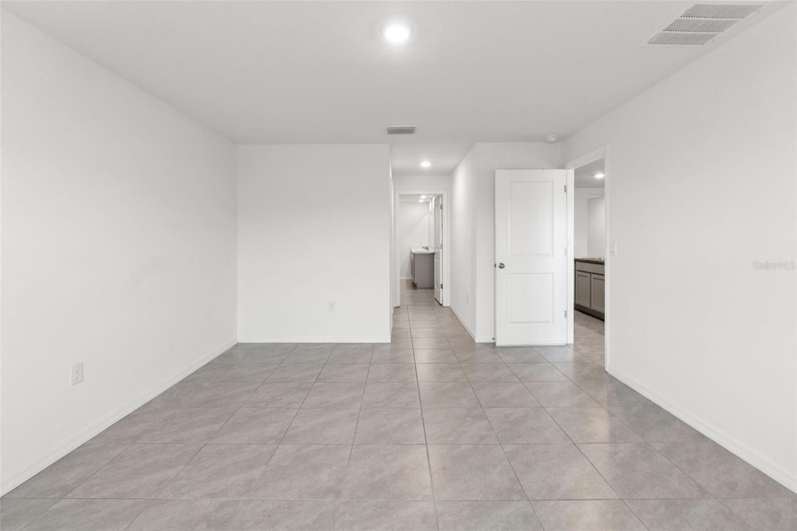 WATERFORD PHASE 1 - Residential Lease