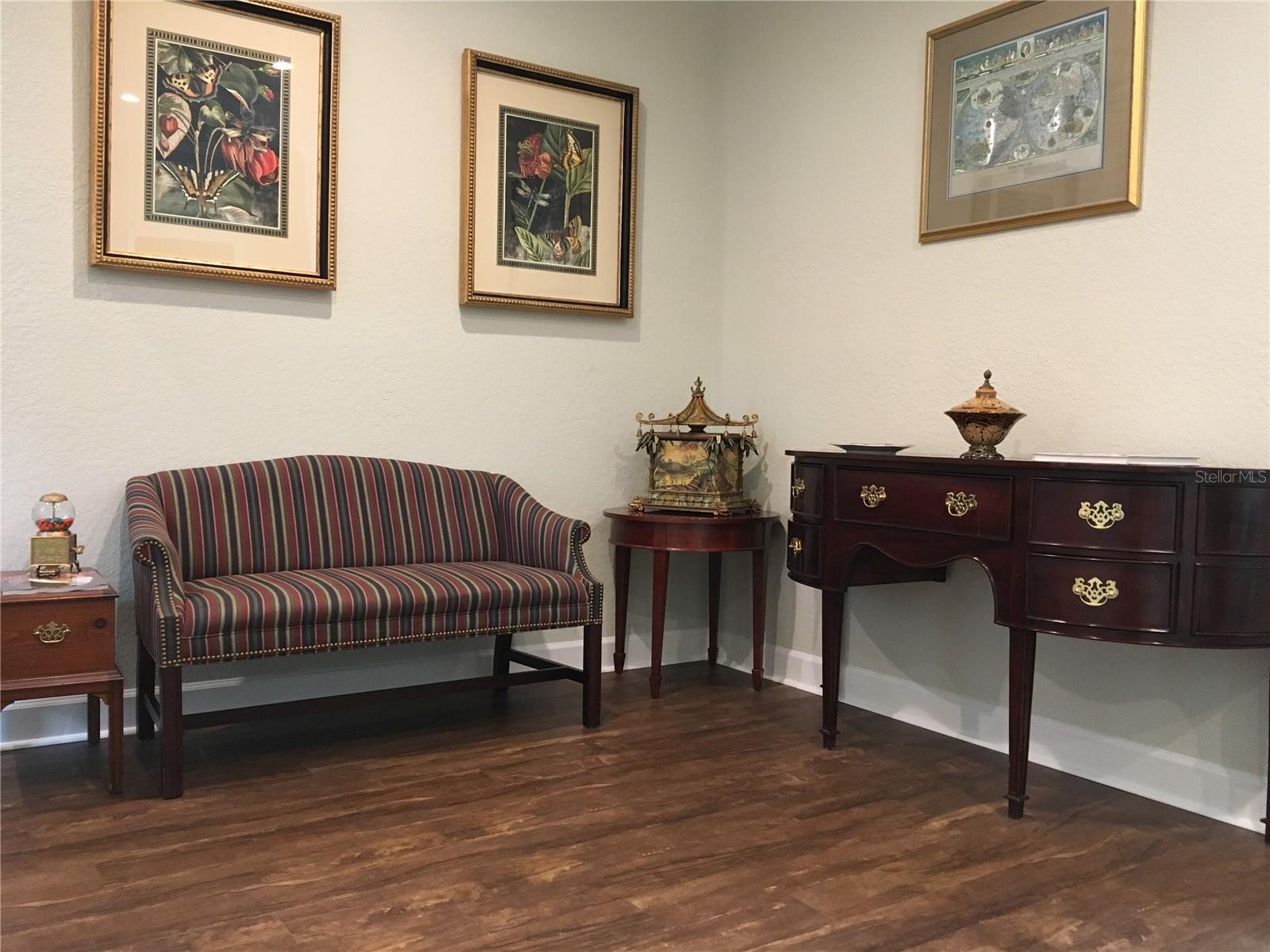 PACKWOOD - Commercial Lease