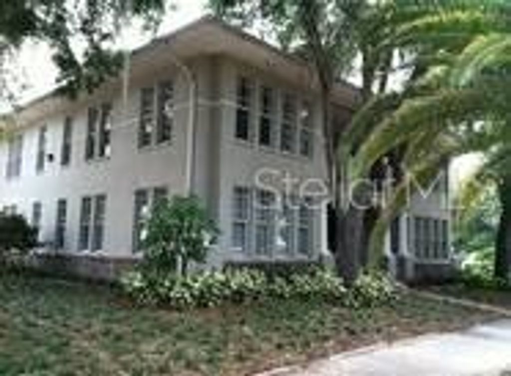 Photo of 611 W Bay Street, Tampa, FL 33606 (MLS # TB8394464)