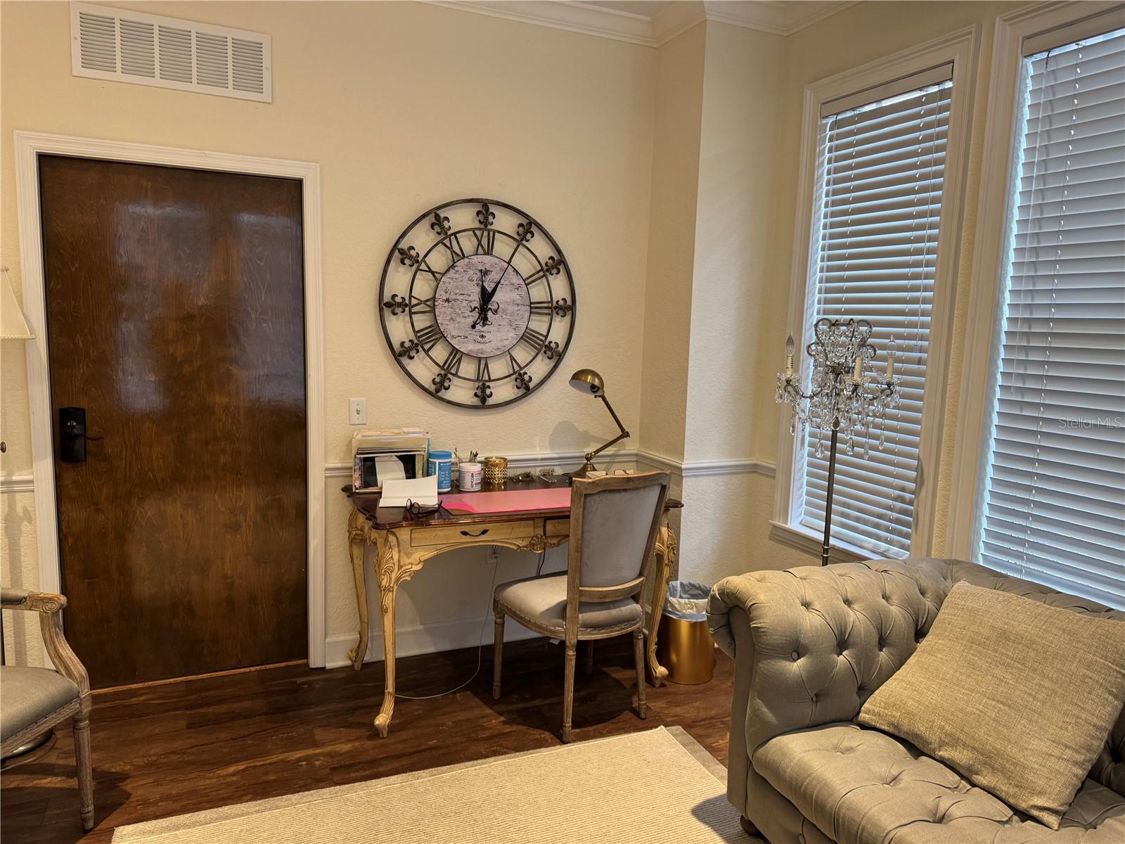 PACKWOOD - Commercial Lease