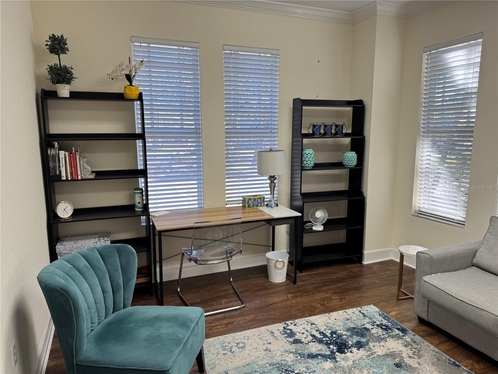 PACKWOOD - Commercial Lease