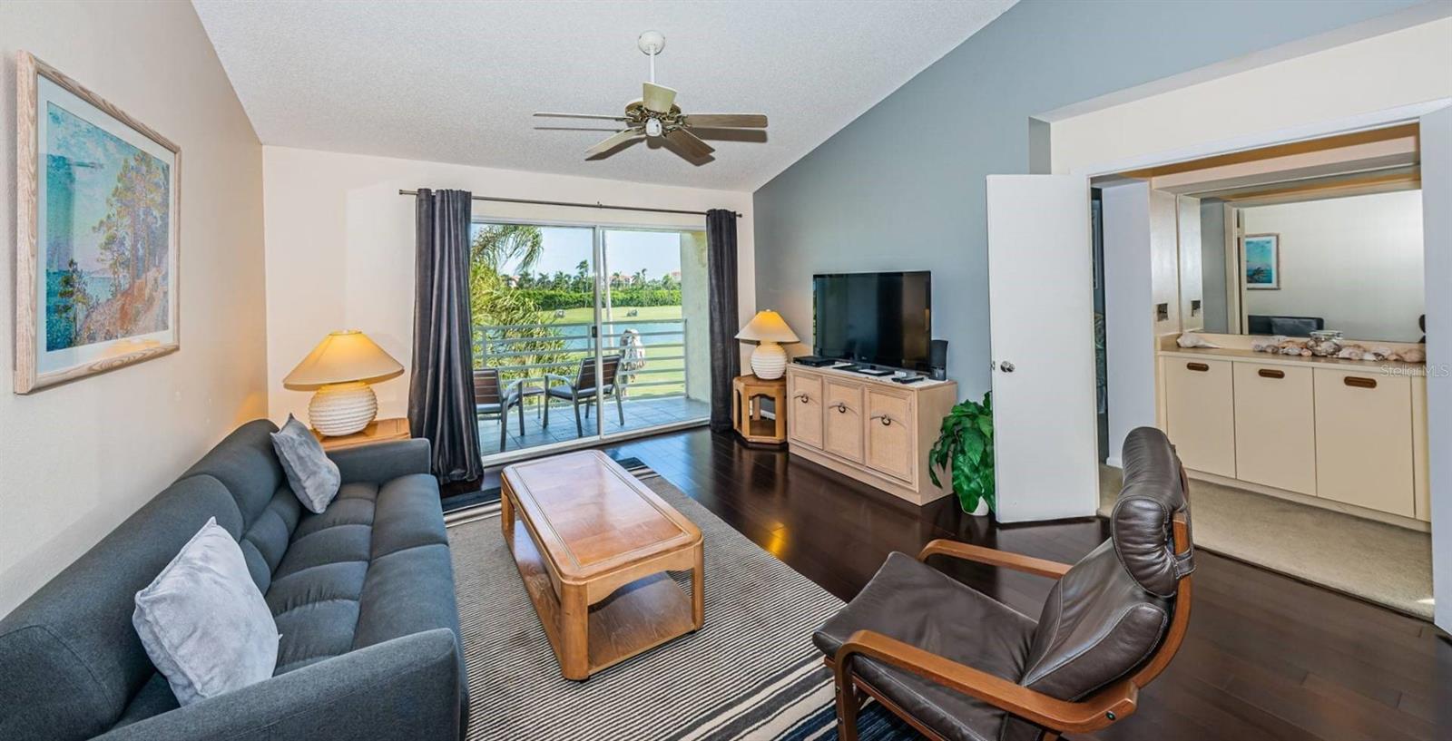 VISTA VERDE NORTH CONDO - Residential Lease