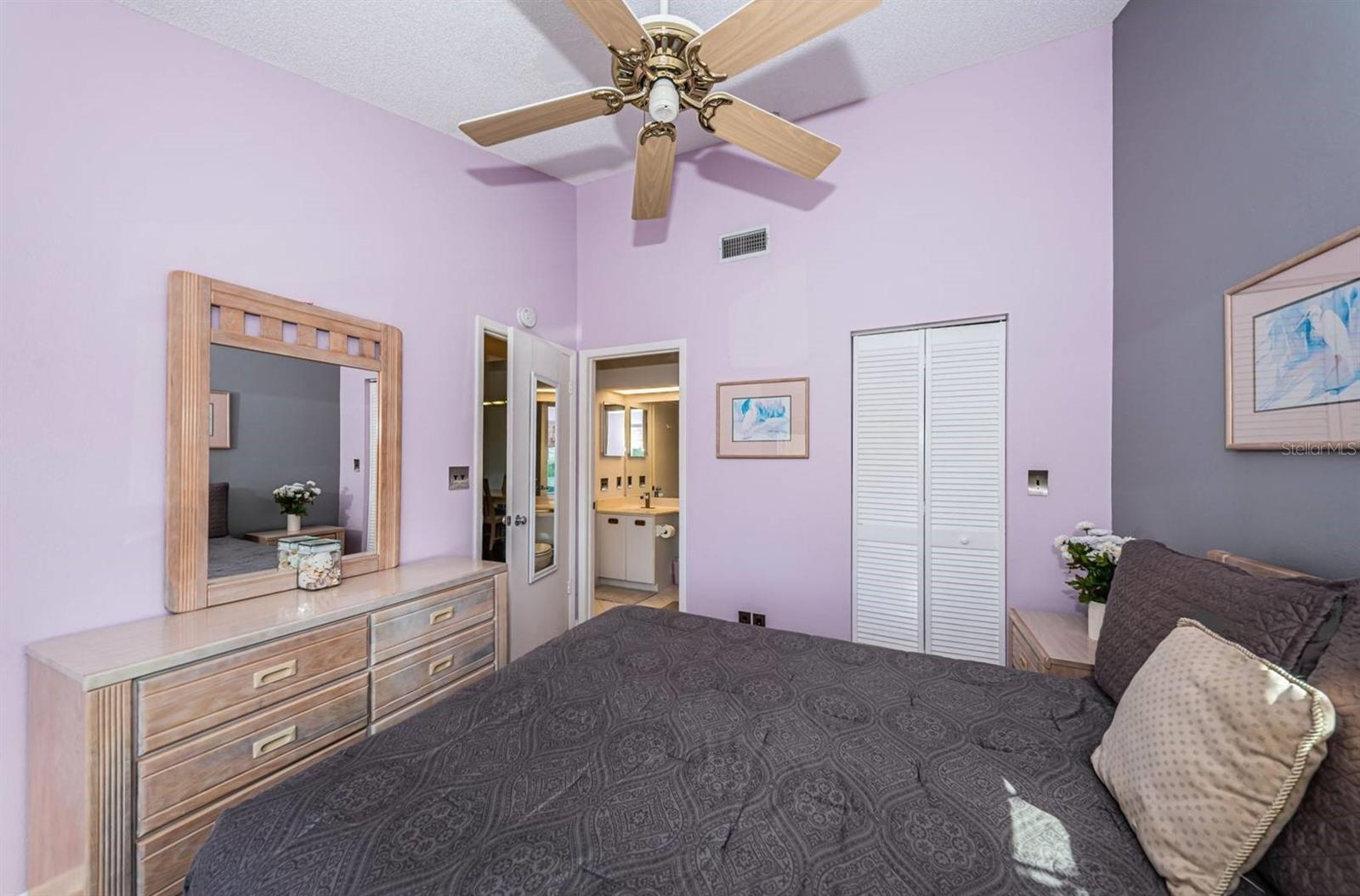 VISTA VERDE NORTH CONDO - Residential Lease