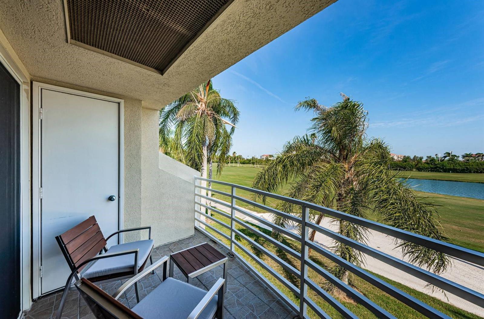 VISTA VERDE NORTH CONDO - Residential Lease