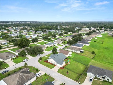 A home in LAKELAND