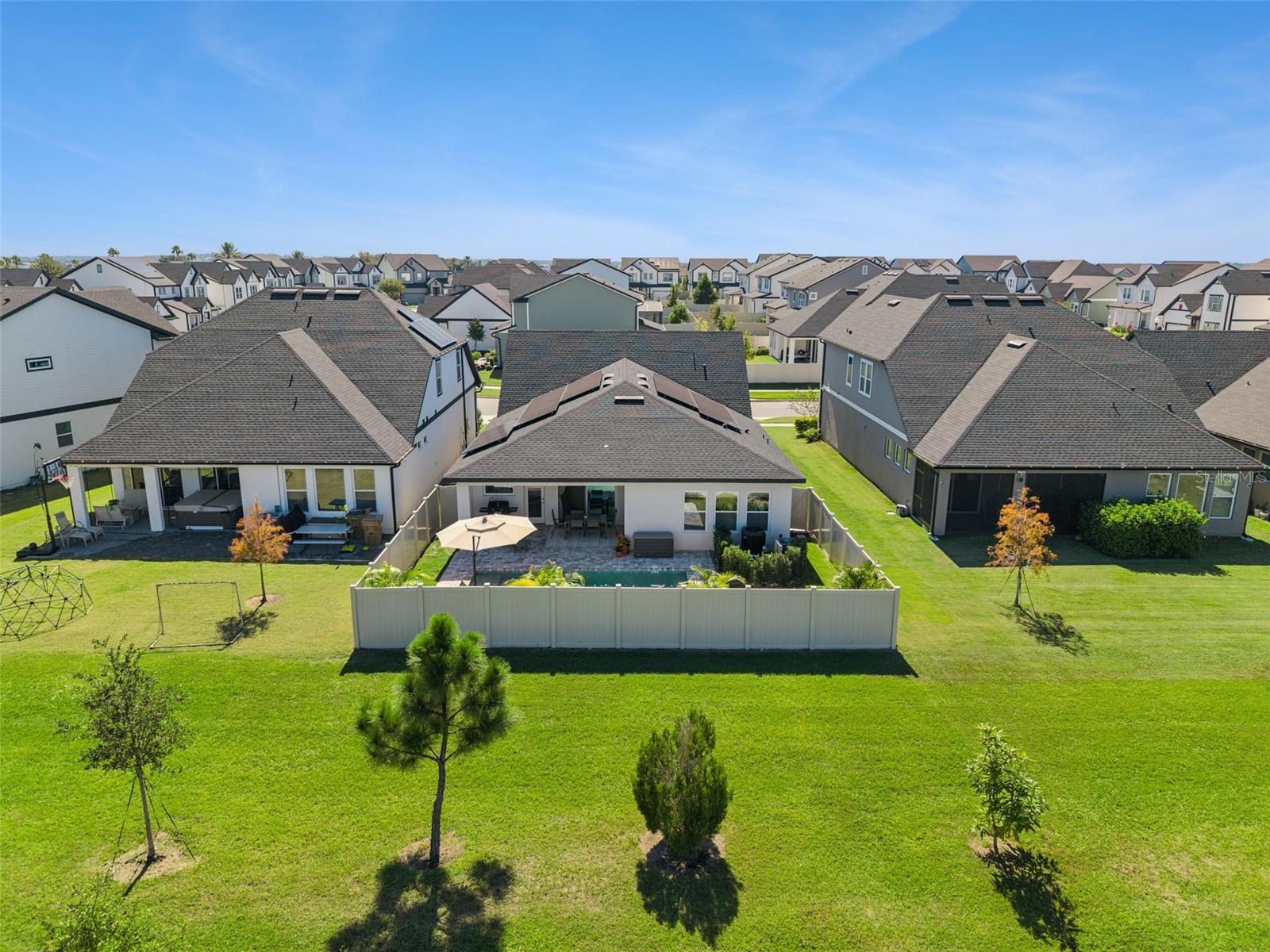 JOHNS LAKE LNDG PH 6 - Residential