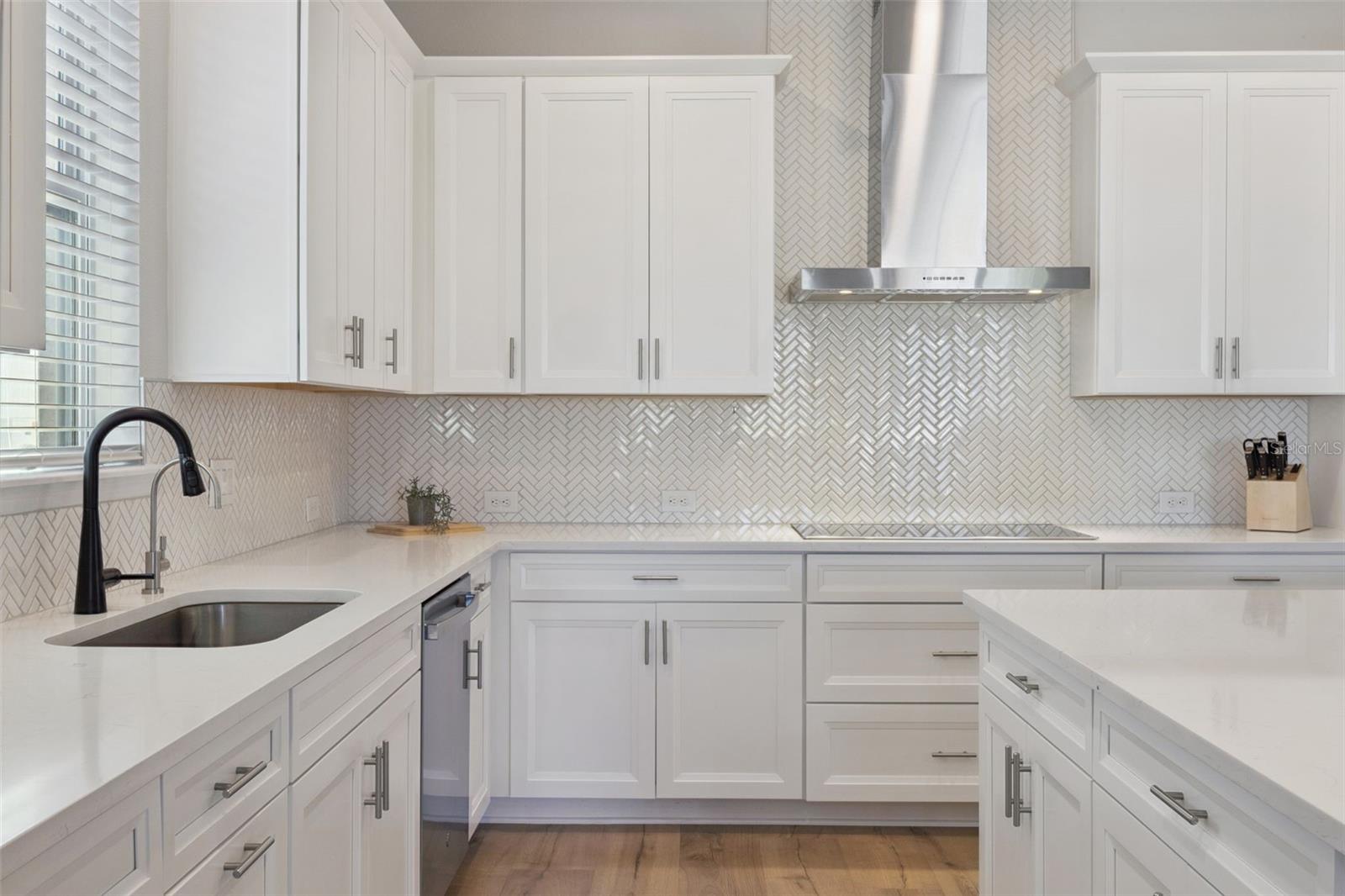 JOHNS LAKE LNDG PH 6 - Residential