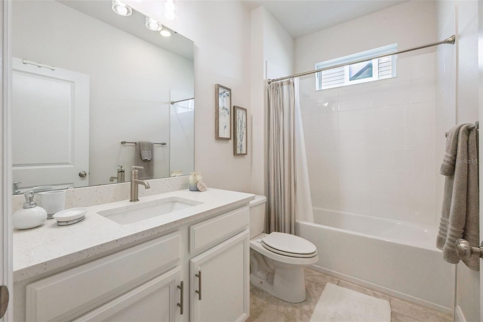 JOHNS LAKE LNDG PH 6 - Residential