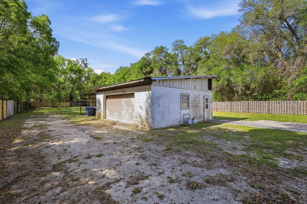 Photo of 550 E Minnesota Avenue, Orange City, FL 32763 (MLS # O6399592)