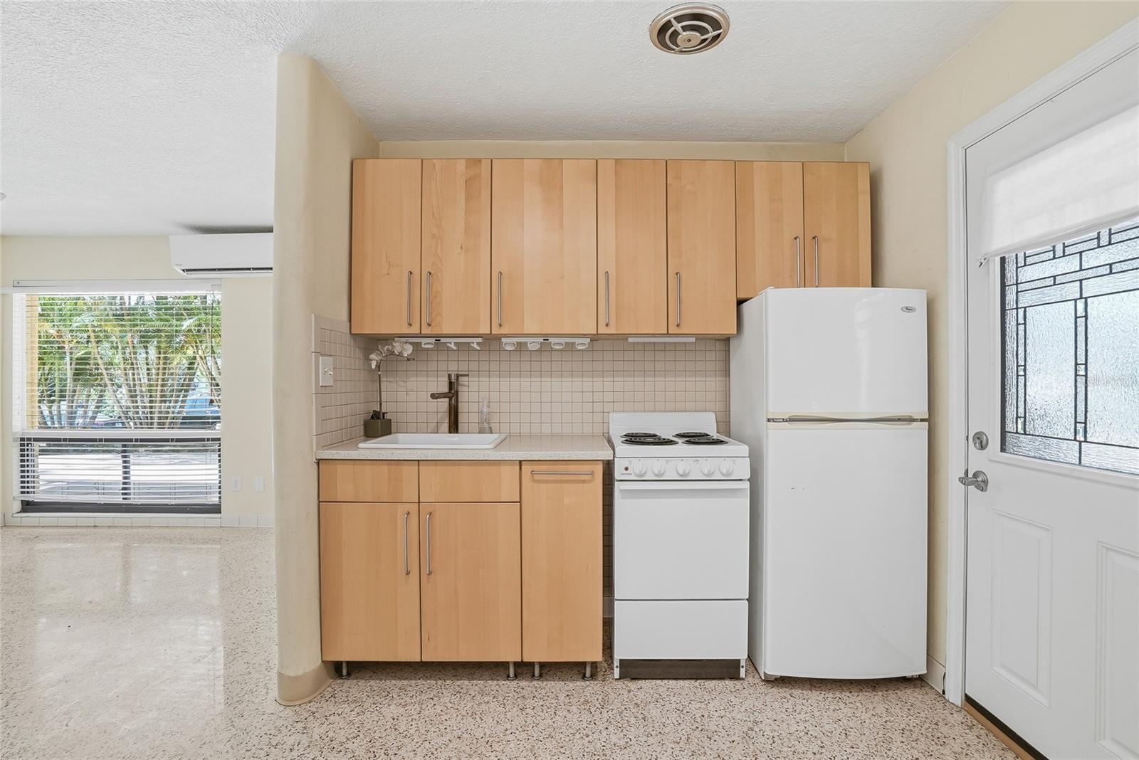 PAN AMERICAN CONDO - Residential