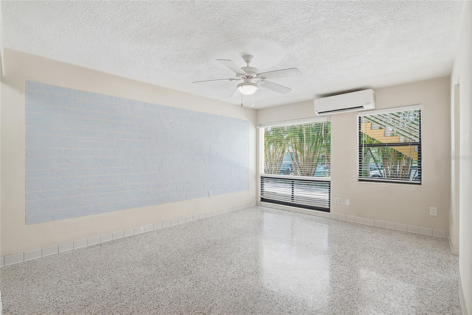 PAN AMERICAN CONDO - Residential