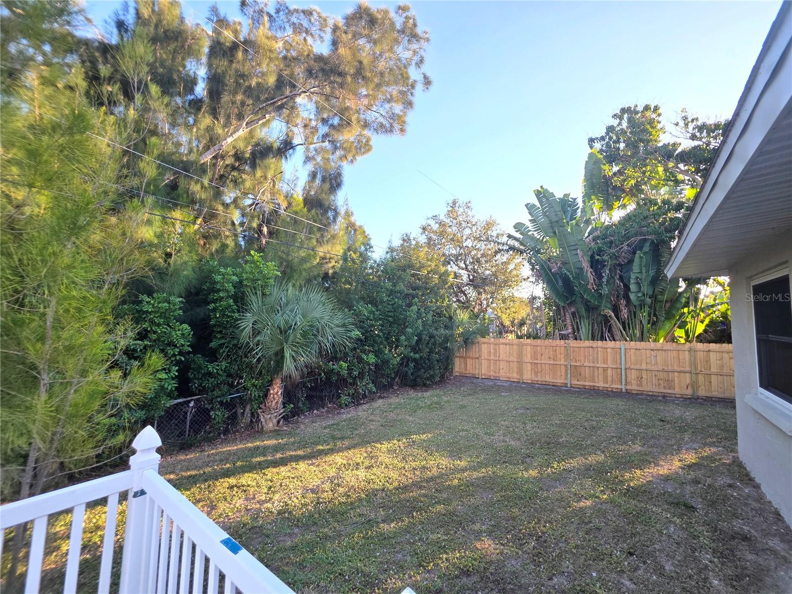 SOUTH VENICE - Residential Lease