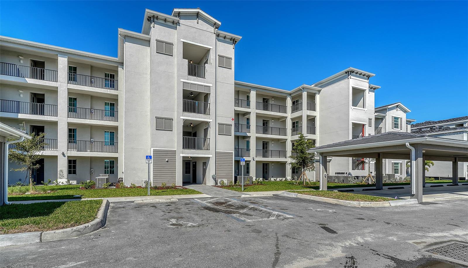 Gorgeous "Birkdale" 3rd floor, 2-bedroom, 2-bathroom condo. Located within the premier Wellen Park Golf & Country Club gated Community. Take in the beautiful views of the fairway and the lake as you enter the condo which boasts a clever open floor plan with a dream kitchen located at the heart of the condo. Large kitchen island is located in the heart of this home for gathering, preparing gourmet meals and entertaining. Kitchen offers stainless-steel appliances and ample cabinet space. The Master suite features a King bed and an
en-suite bath with walk-in shower. Guest room features a queen bed with full bath next-door. The condo is well stocked with nice furnishings in a soothing coastal color palette. Experience Florida resort style living in this premier golf community with outstanding amenities. You'll enjoy hours of fun as you entertain guests, enjoy meals, morning coffee and sunsets on your private lanai as you watch the golfers navigate the new Gordon Lewis 18-hole championship course. Enjoy the resort-style amenities in this Community, such as; TIKI BAR, FITNESS CENTER, RESORT STYLE SWIMMING POOL WITH POOLSIDE SERVICE, 3 SATELLITE POOLS, TENNIS, PICKLE BALL, BOCCE BALL, GYM, SPA AND MORE! Golf Membership is available for purchase. The Wellen Park community offers a brand-new downtown area with a huge lake, walking trails and wonderful shops, events, live music, local eateries and a farmers market. Take in a Baseball game or many of the other events offered at the Cool Today Atlanta Braves Training Stadium just minutes away. Located within 20-minutes of 3 spectacular Gulf beaches. Escape the ordinary in this resort style community! Easy access to I-75, local shopping and dining and all Venice has to offer.