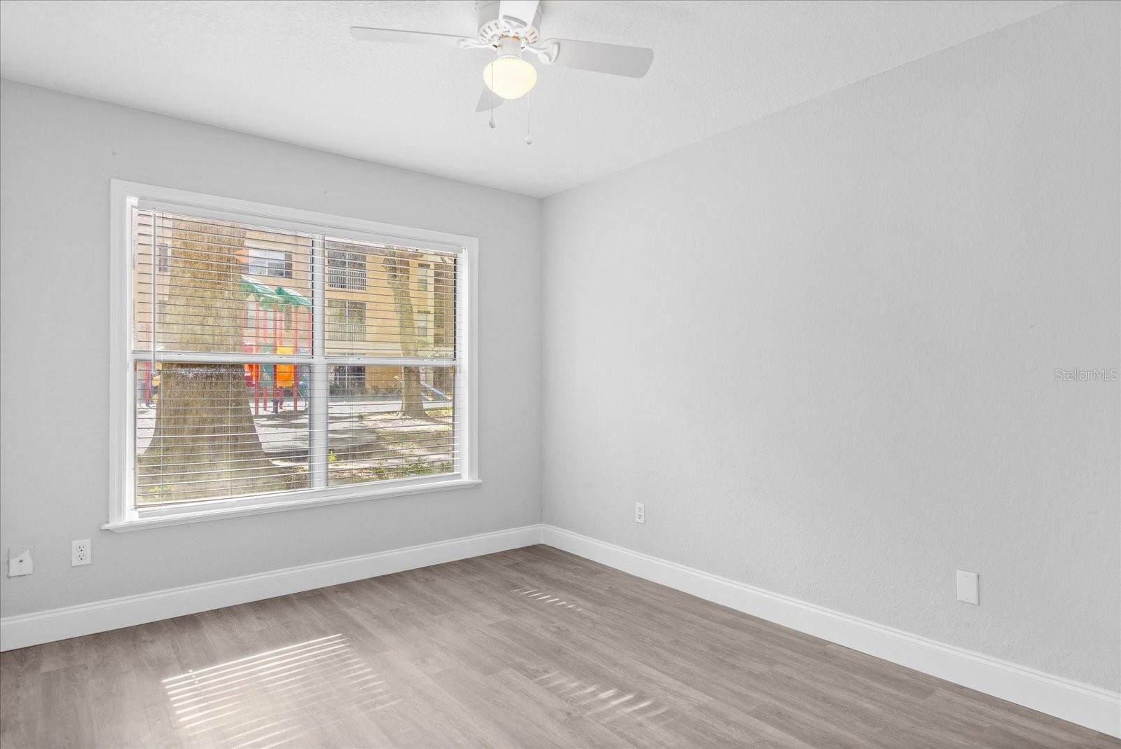 SANDLAKE PRIVATE RESIDENCES - Residential