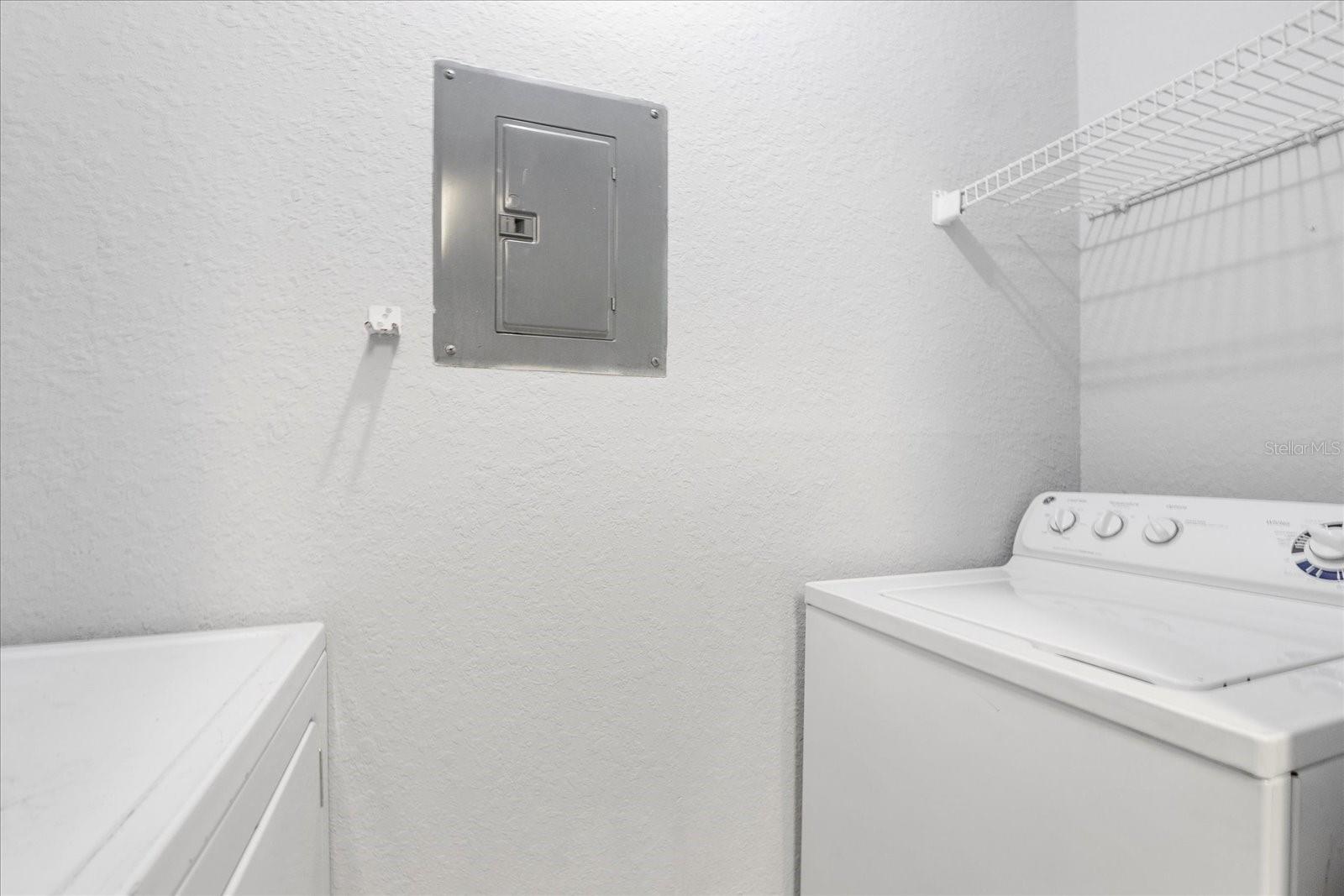 SANDLAKE PRIVATE RESIDENCES - Residential