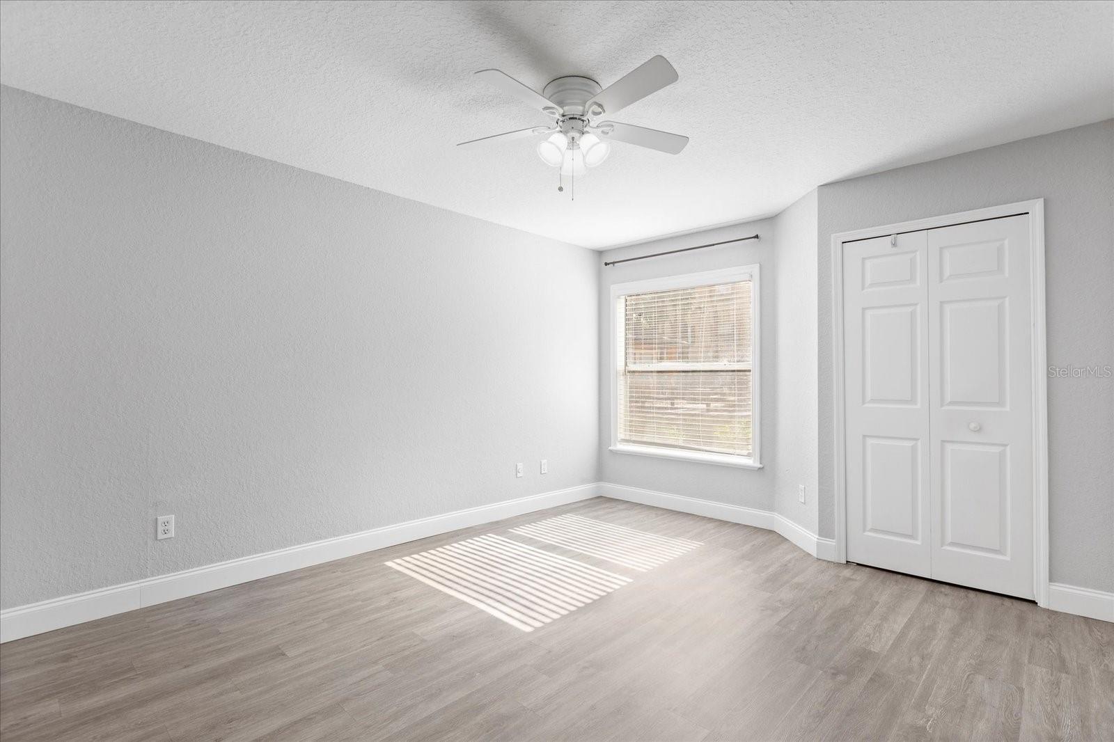 SANDLAKE PRIVATE RESIDENCES - Residential