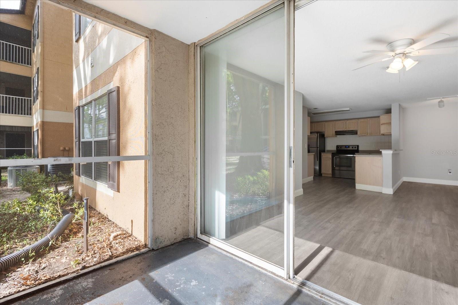 SANDLAKE PRIVATE RESIDENCES - Residential