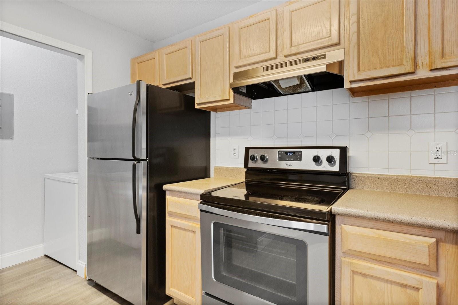 SANDLAKE PRIVATE RESIDENCES - Residential