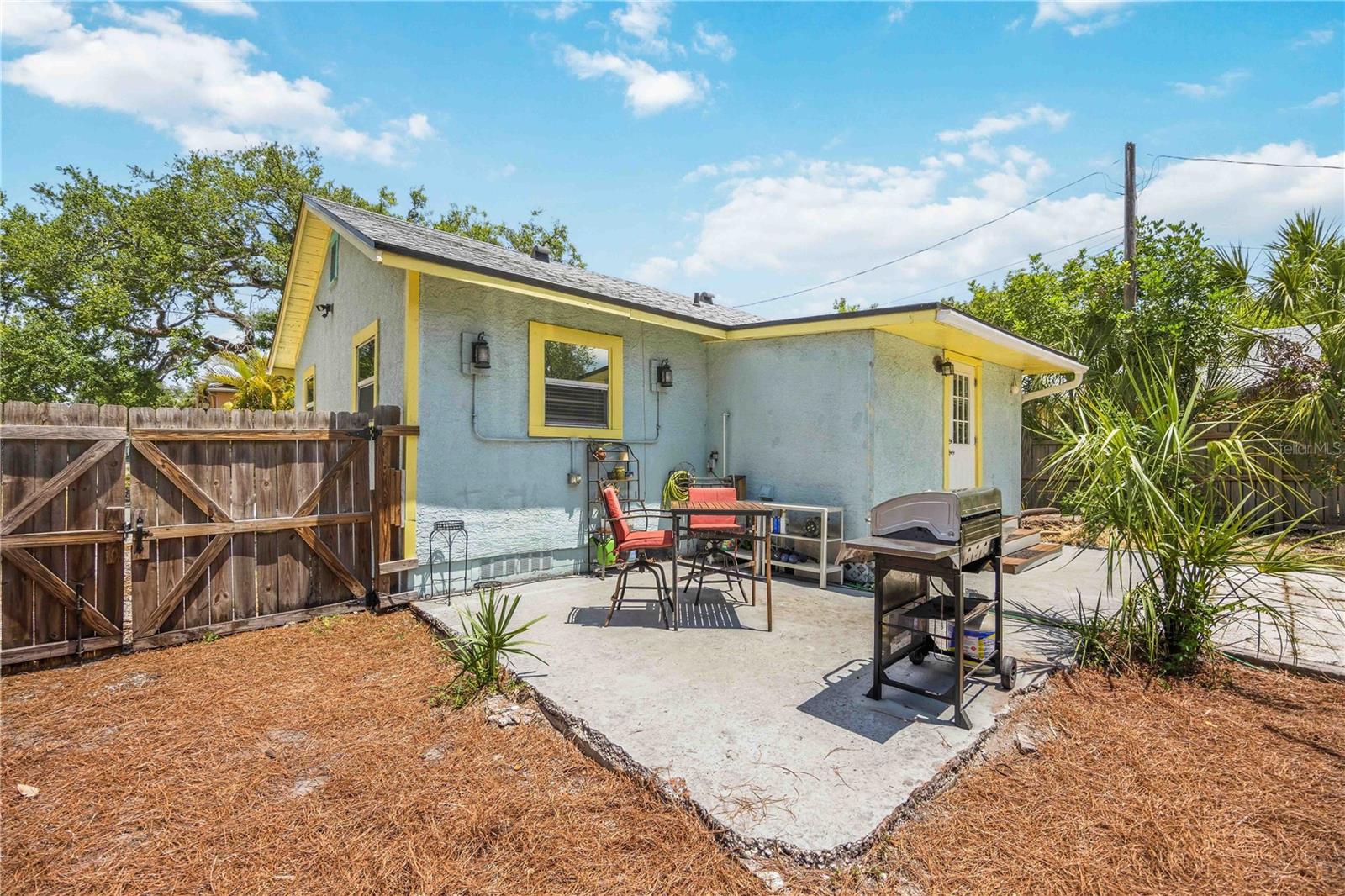 EMMA HARRIS - Residential