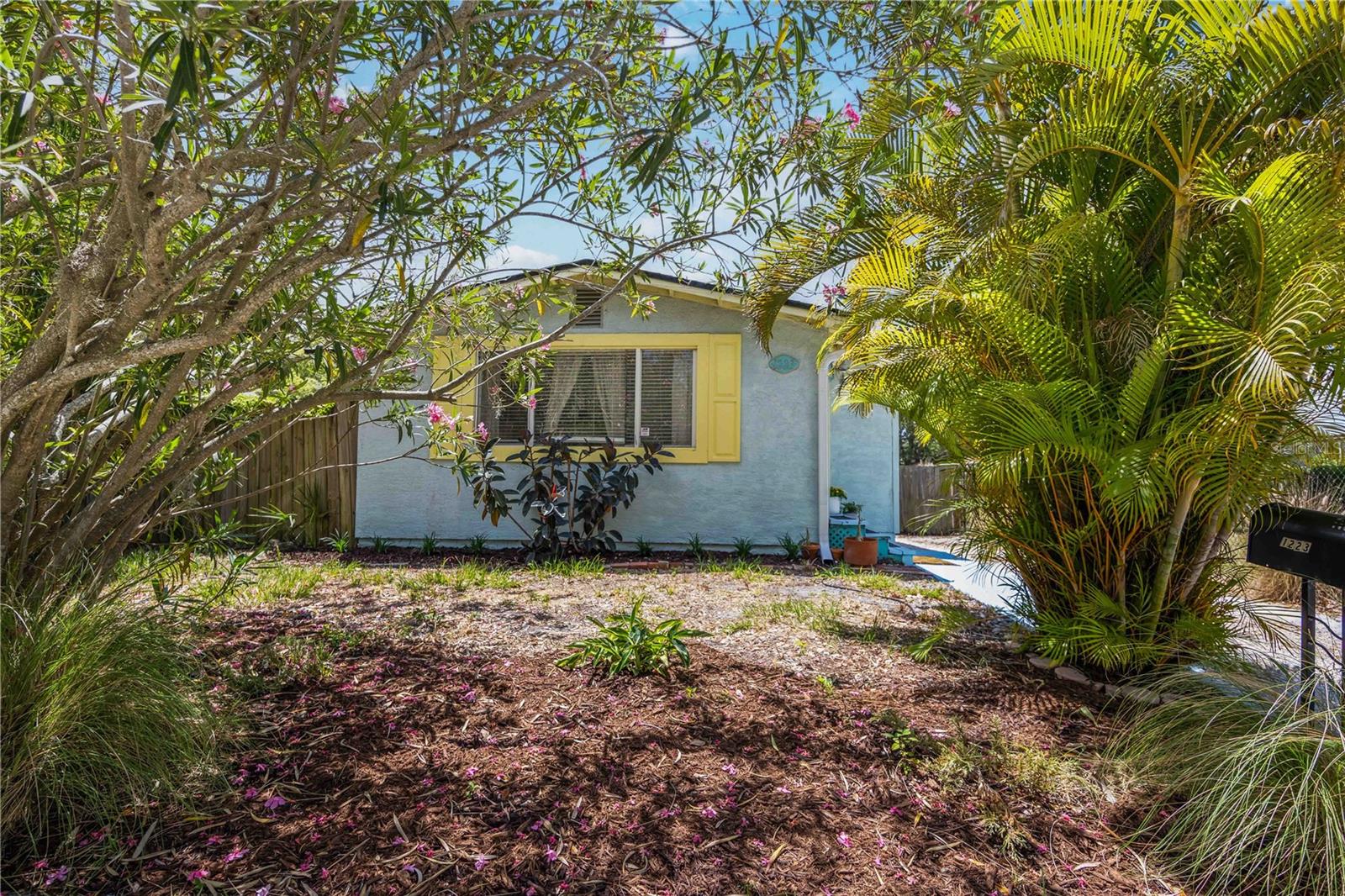 EMMA HARRIS - Residential